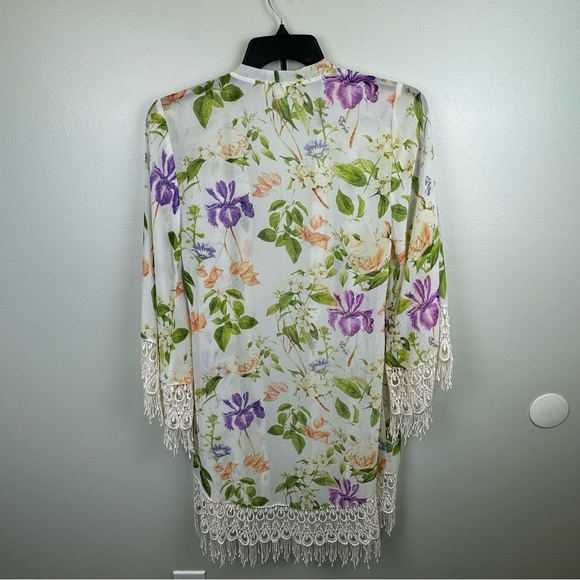 Show Me Your MuMu Metzler Kimono Flower Press Size Small - Picture 7 of 11